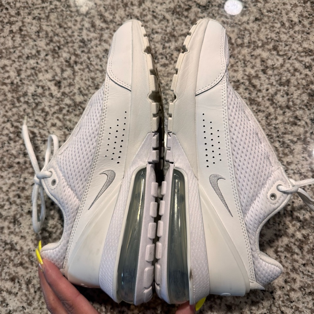 Nike Air Max Pulse White Athletic Sneakers Women’s 9.5